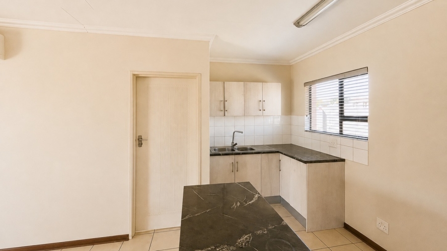 2 Bedroom Property for Sale in Flamwood North West